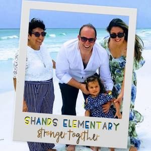 Meet your Posher, Adriana